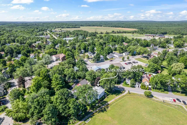 $450,000 | 3 Alexander Reed Road, Richmond, ME 04357