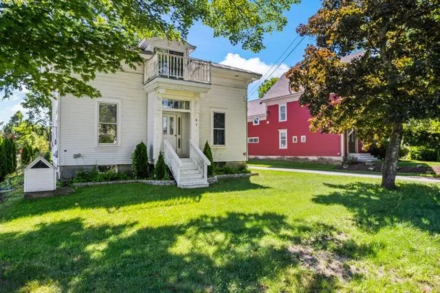 $425,000 | 3 Alexander Reed Road, Richmond, ME 04357