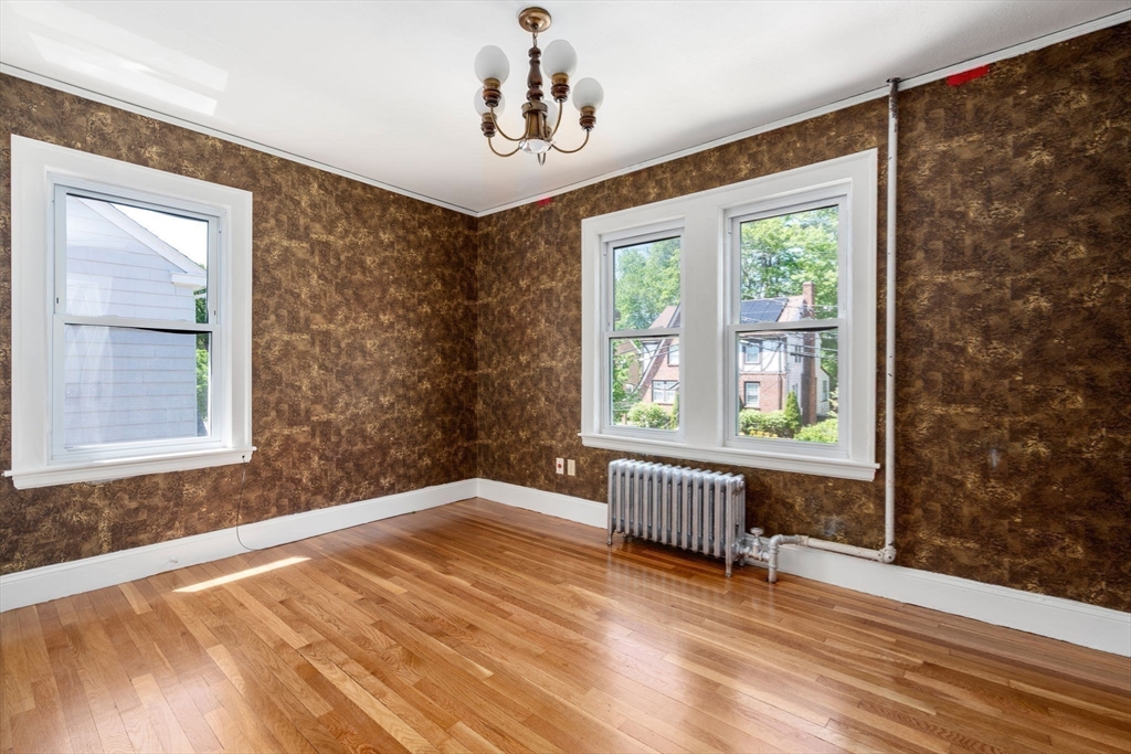 261 Russett Road Brookline, MA 02467 - Photo 21 of 36