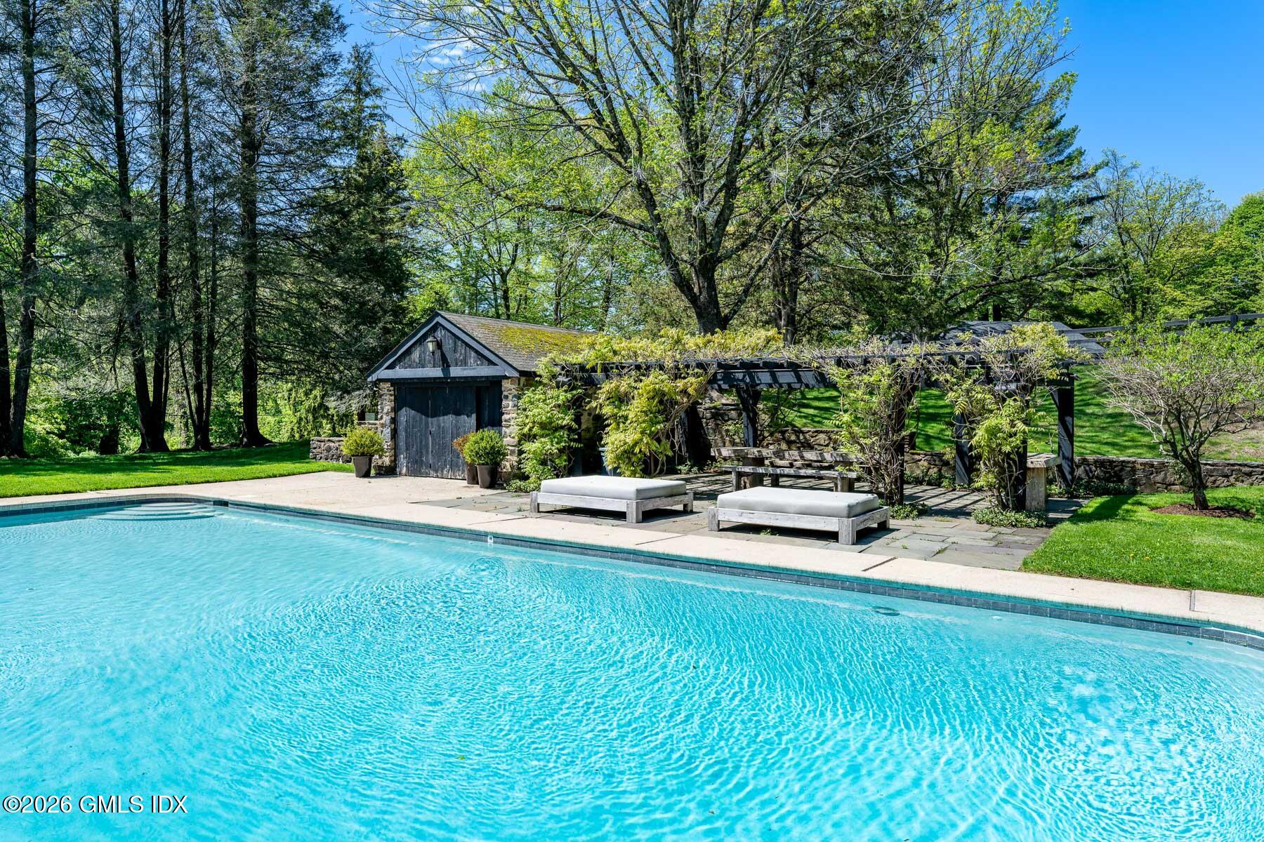 640 Round Hill Road Greenwich, CT 06831 - Photo 46 of 60 640 Round Hill Rd EXT 05-2026 26 - WEB