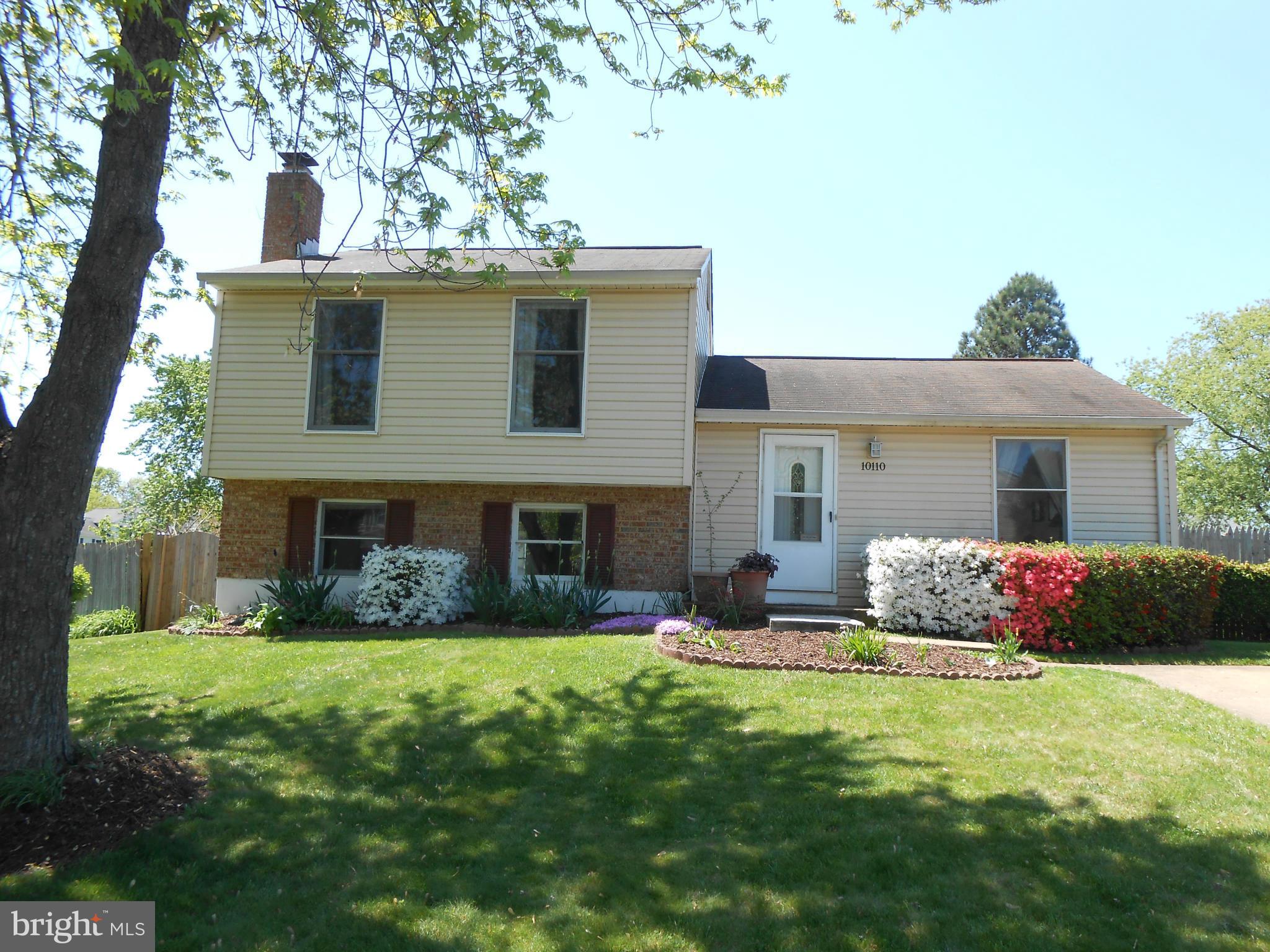 10110 Trinity Lane Manassas, VA 20110 - Photo 4 of 30 Beautifully landscaped