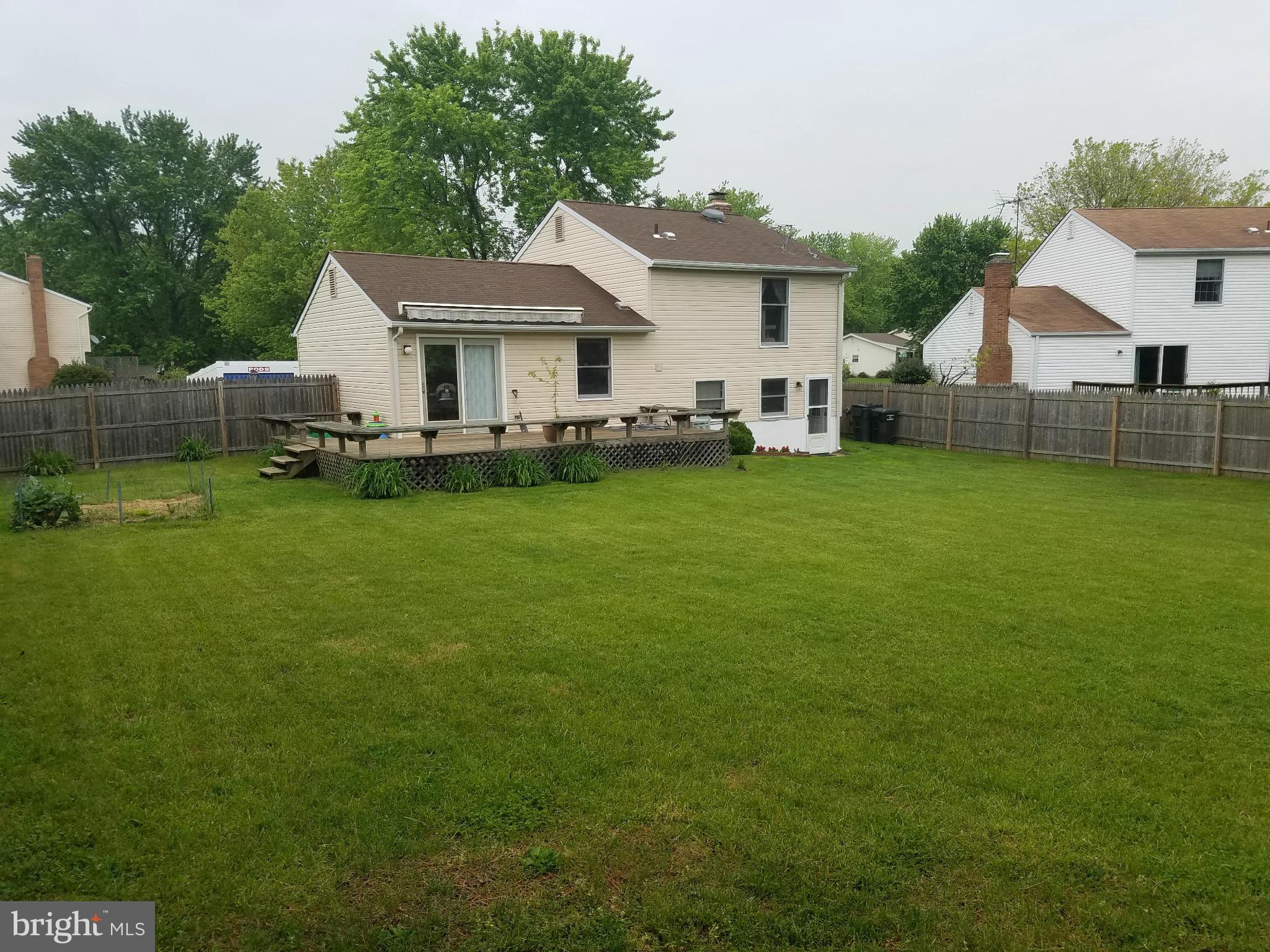 10110 Trinity Lane Manassas, VA 20110 - Photo 5 of 30 L shaped deck 20x24
