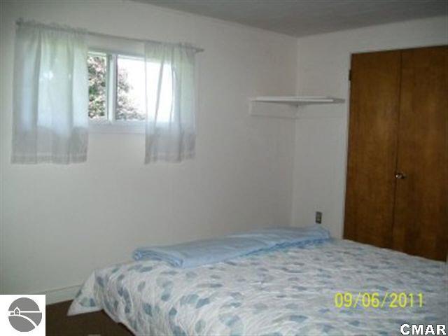 2071 North Warner Road Sumner, MI 48889 - Photo 11 of 24 1768752-10.JPG