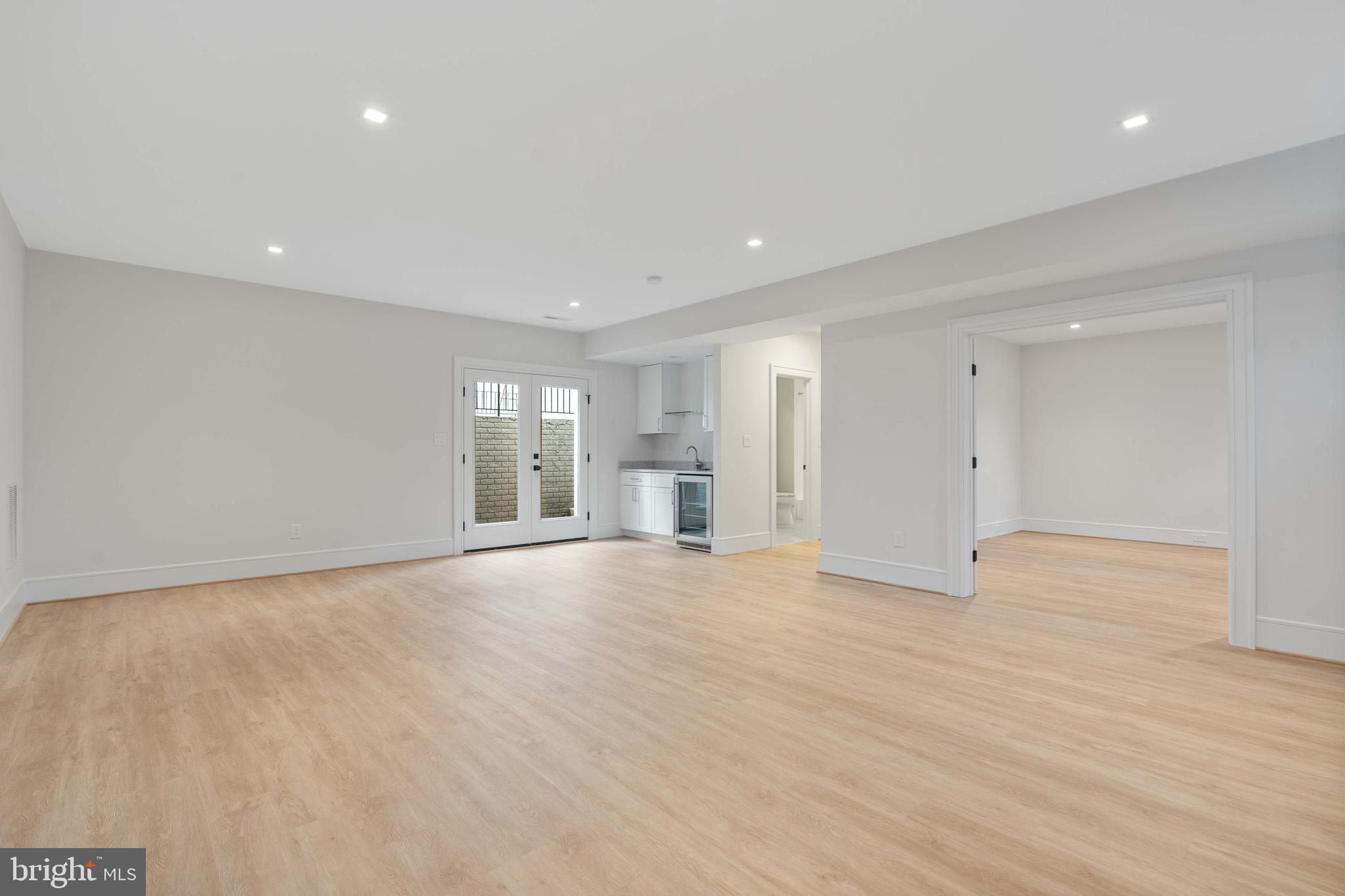 4827 33rd Road North Arlington, VA 22207 - Photo 46 of 59 Light filled rec room with wet bar