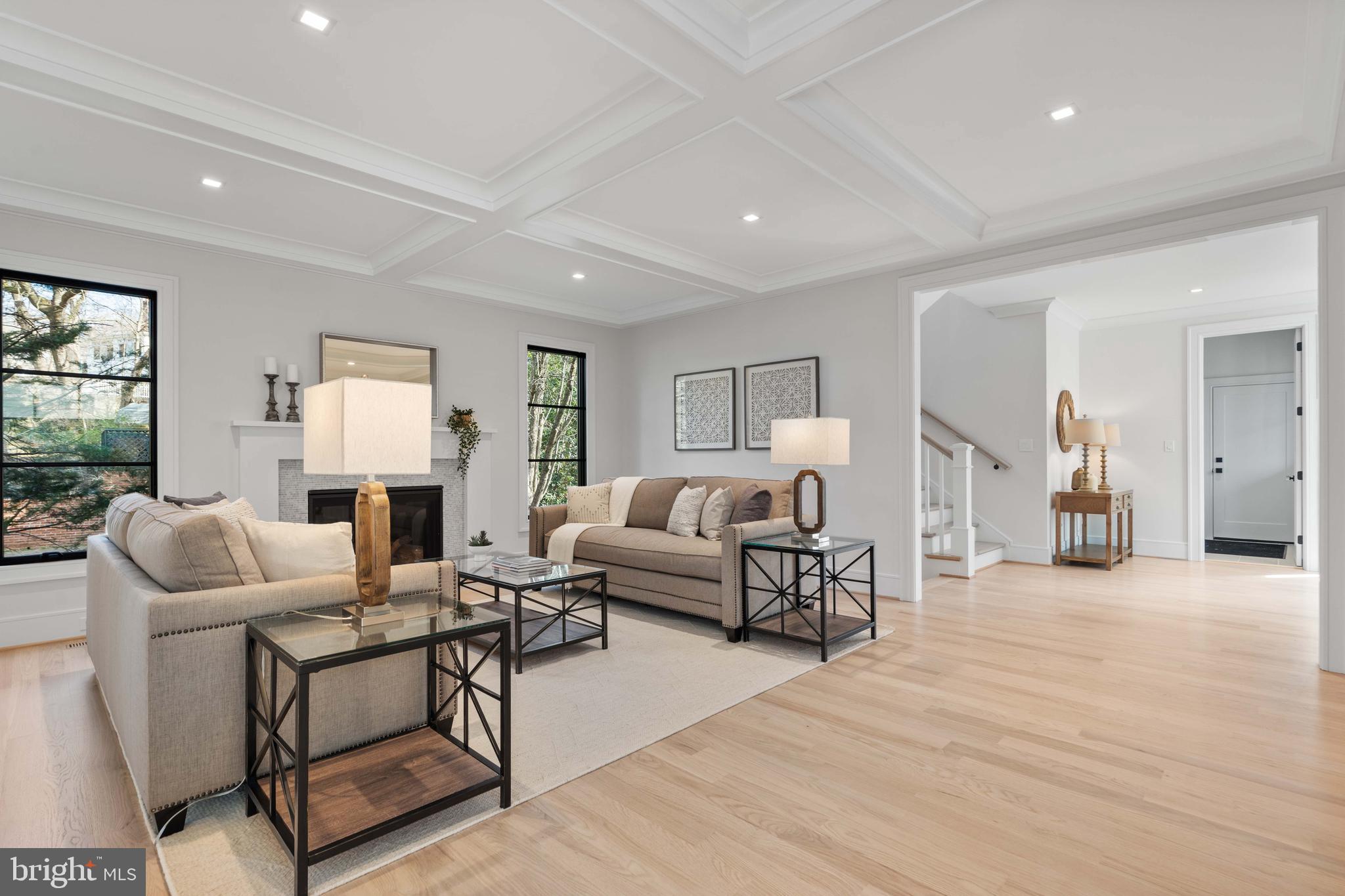 4827 33rd Road North Arlington, VA 22207 - Photo 6 of 59 Ten foot ceilings on main level