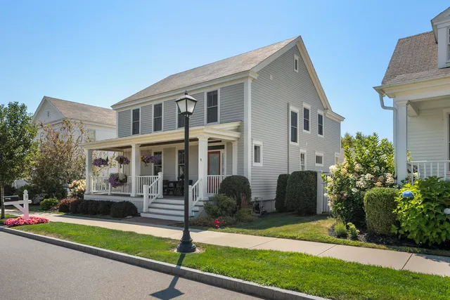 $950,000 | 5 Traditional Street, Scarborough, ME 04074