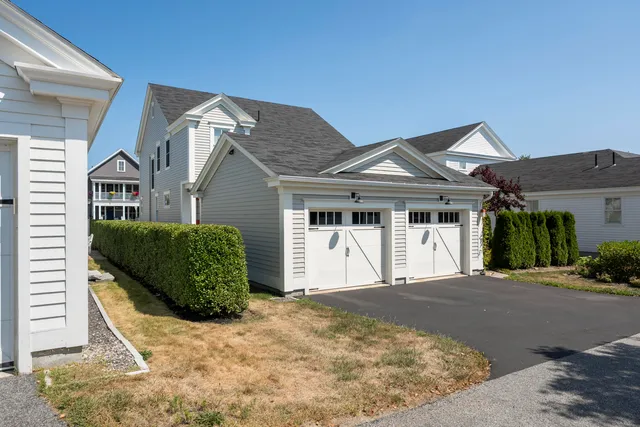 $950,000 | 5 Traditional Street, Scarborough, ME 04074