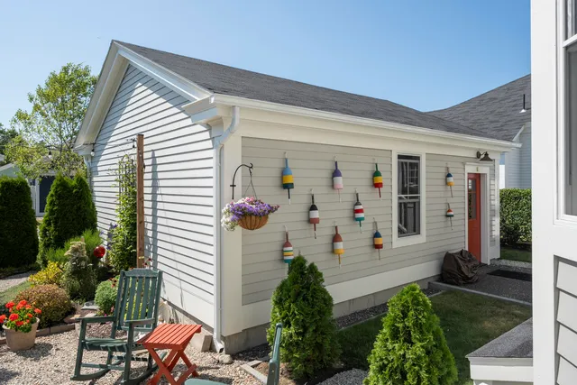 $950,000 | 5 Traditional Street, Scarborough, ME 04074