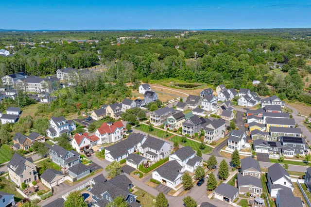 $950,000 | 5 Traditional Street, Scarborough, ME 04074