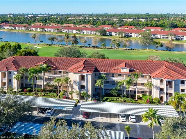 $269,000 | 2700 Cypress Trace Circle, Unit 3118, Naples, FL 34119