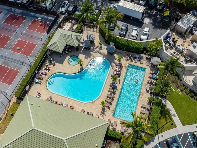 $269,000 | 2700 Cypress Trace Circle, Unit 3118, Naples, FL 34119