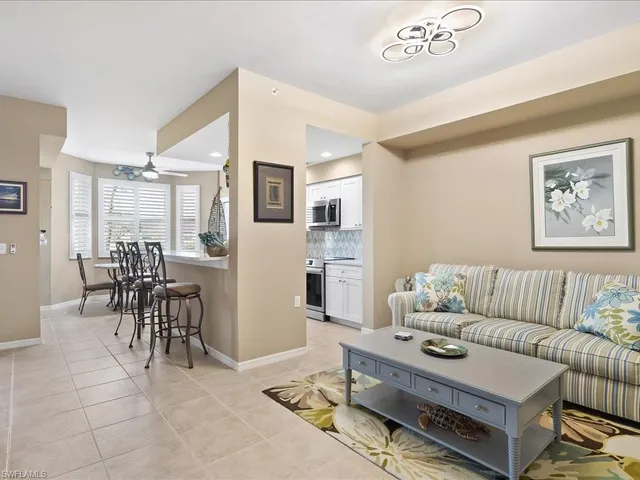 $269,000 | 2700 Cypress Trace Circle, Unit 3118, Naples, FL 34119