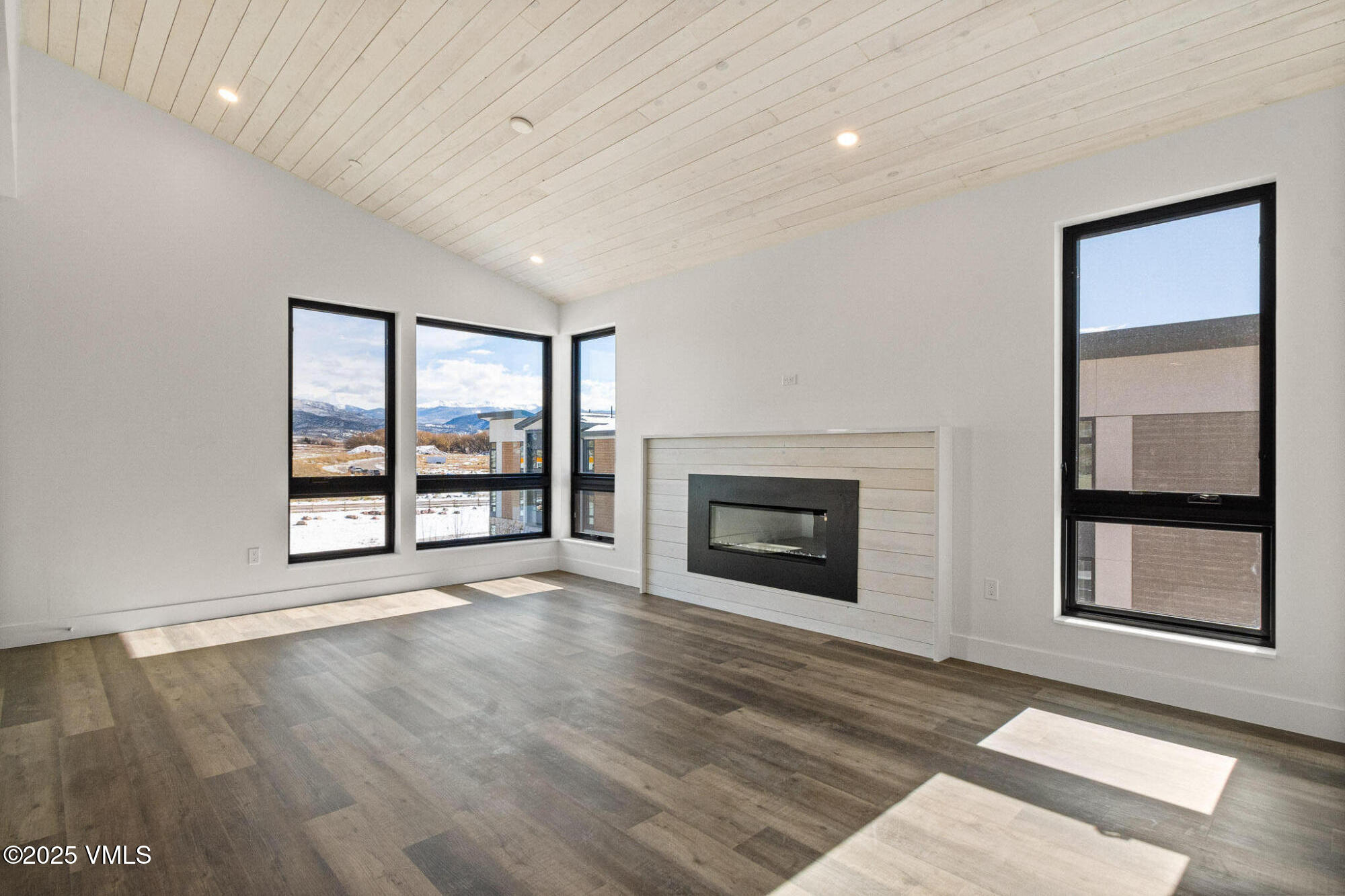 91 Mount Hope Circle, Unit G302 Eagle, CO 81631 - Photo 1 of 14 Great Room