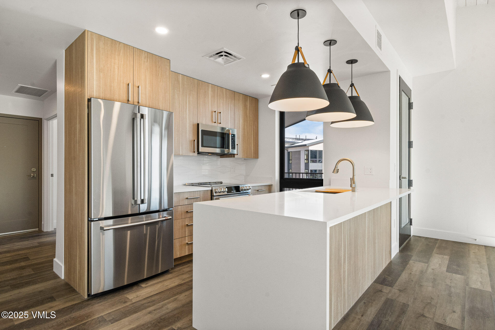 91 Mount Hope Circle, Unit G302 Eagle, CO 81631 - Photo 6 of 14 Kitchen