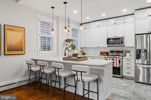 $645,000 | 1238 Waverly Street, Philadelphia, PA 19147