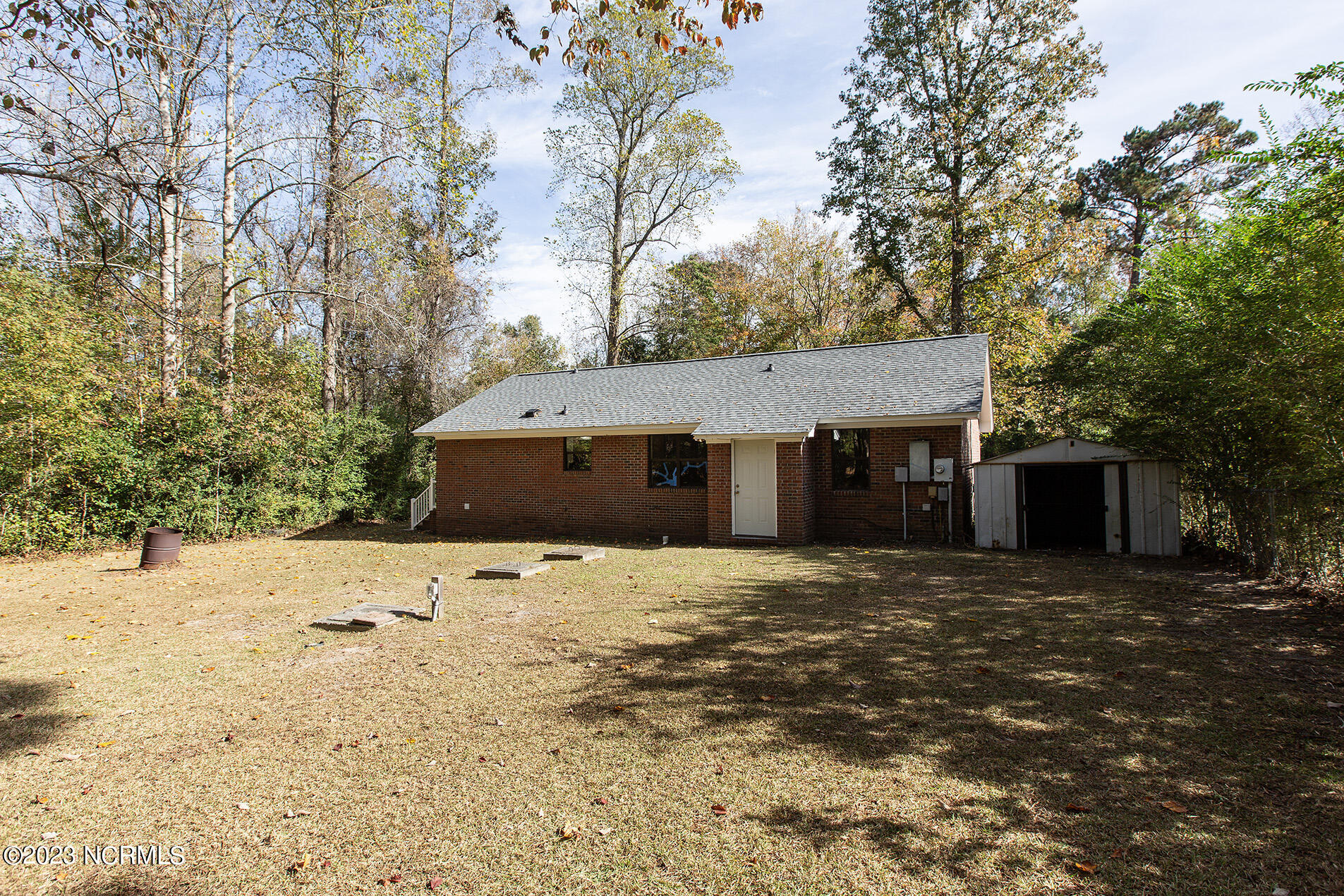 749 Lewis Road Leland, NC 28451 - Photo 27 of 32 Lewis749-backBevL33A8582 copy
