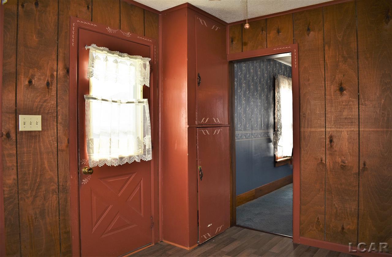 7493 Sutton Road Britton, MI 49229 - Photo 11 of 41 50002108-10.JPG