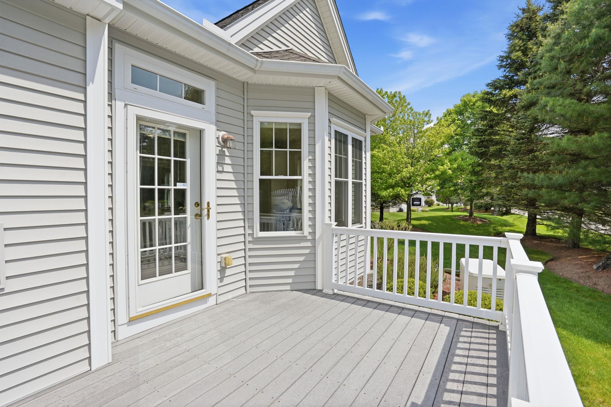 6 Appleton Way, Unit 3 Amherst, NH 03031 - Photo 5 of 41
