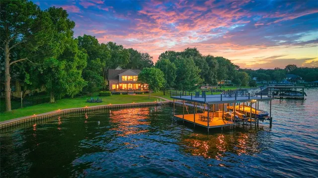 $1,875,000 | 636 Turner Drive, Trinidad, TX 75163