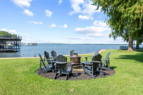 $1,875,000 | 636 Turner Drive, Trinidad, TX 75163