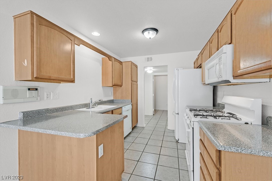 513 Rafkin Place Henderson, NV 89052 - Photo 10 of 25