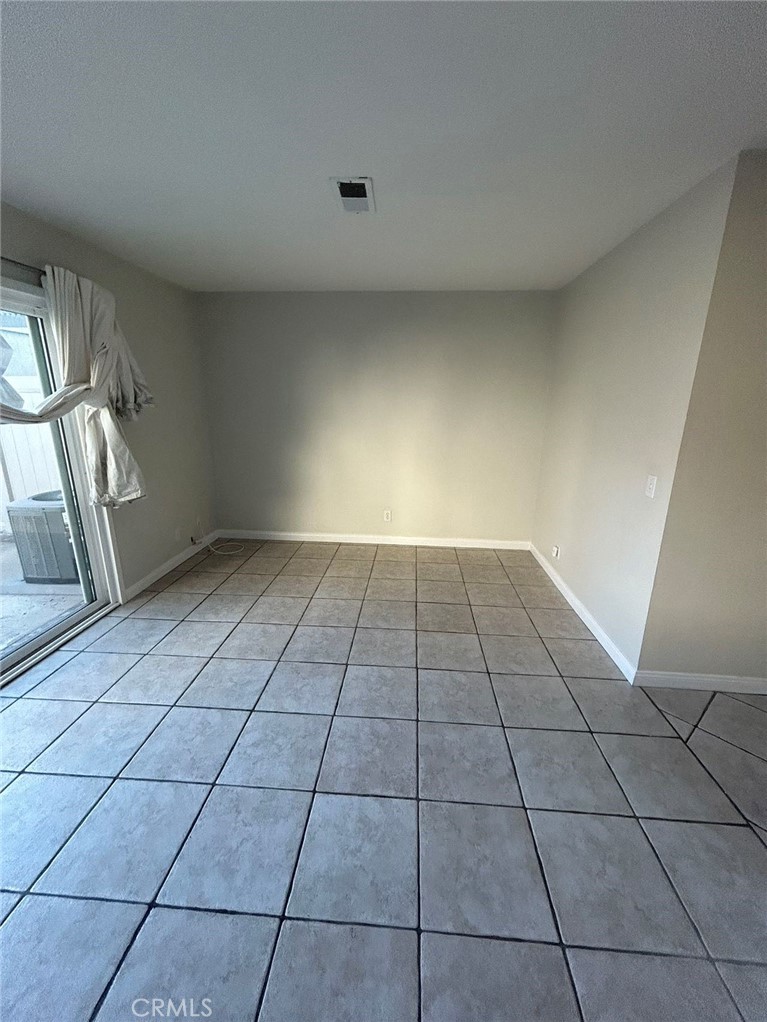 37 Butterfield Irvine, CA 92604 - Photo 4 of 9 a view of an empty room and window