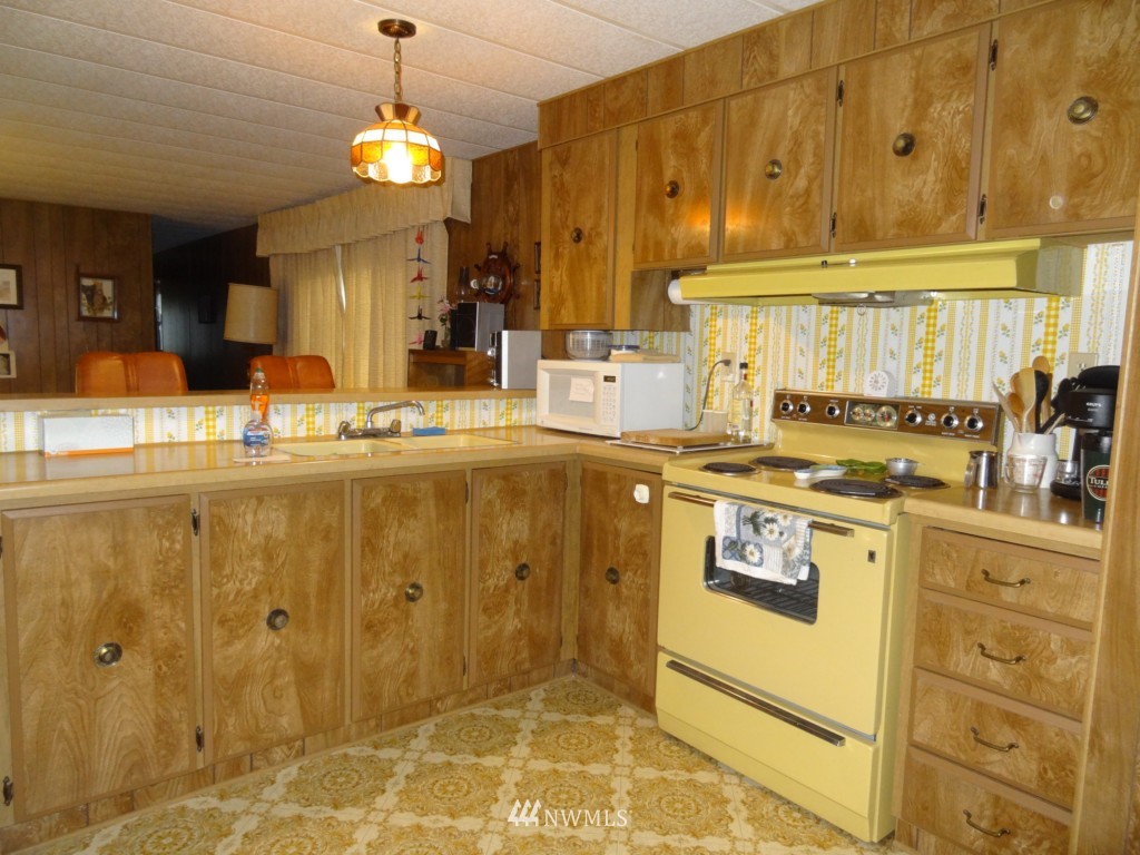 261 Madrona Way Sequim, WA 98382 - Photo 9 of 16 Gallery Image 9