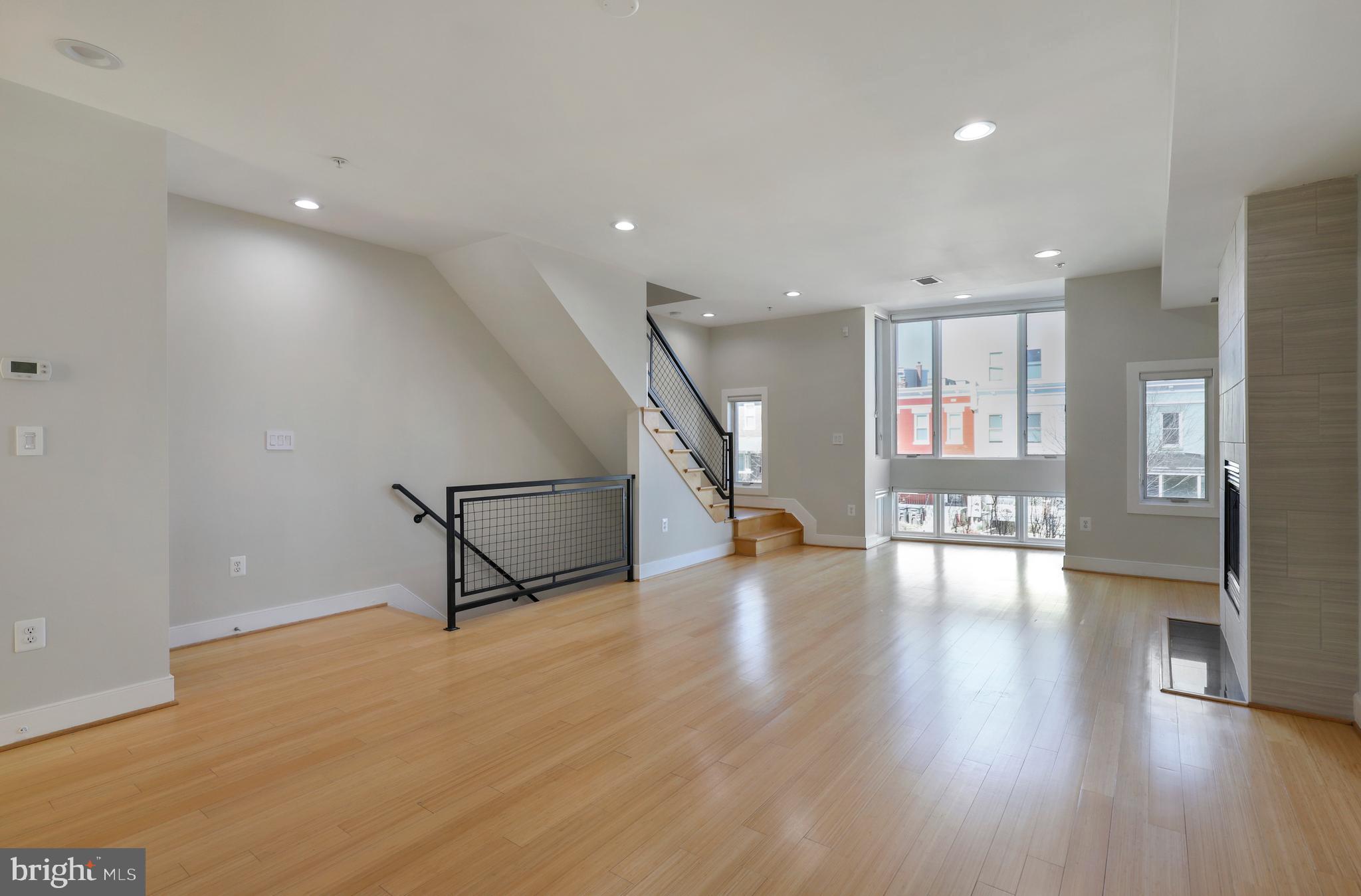 225 R Street Northeast, Unit B Washington, DC 20002 - Photo 4 of 26