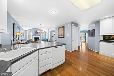 $587,500 | 26 LYNTHWAITE Farm Lane, Wilmington, DE 19803