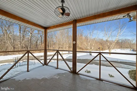 $587,500 | 26 LYNTHWAITE Farm Lane, Wilmington, DE 19803