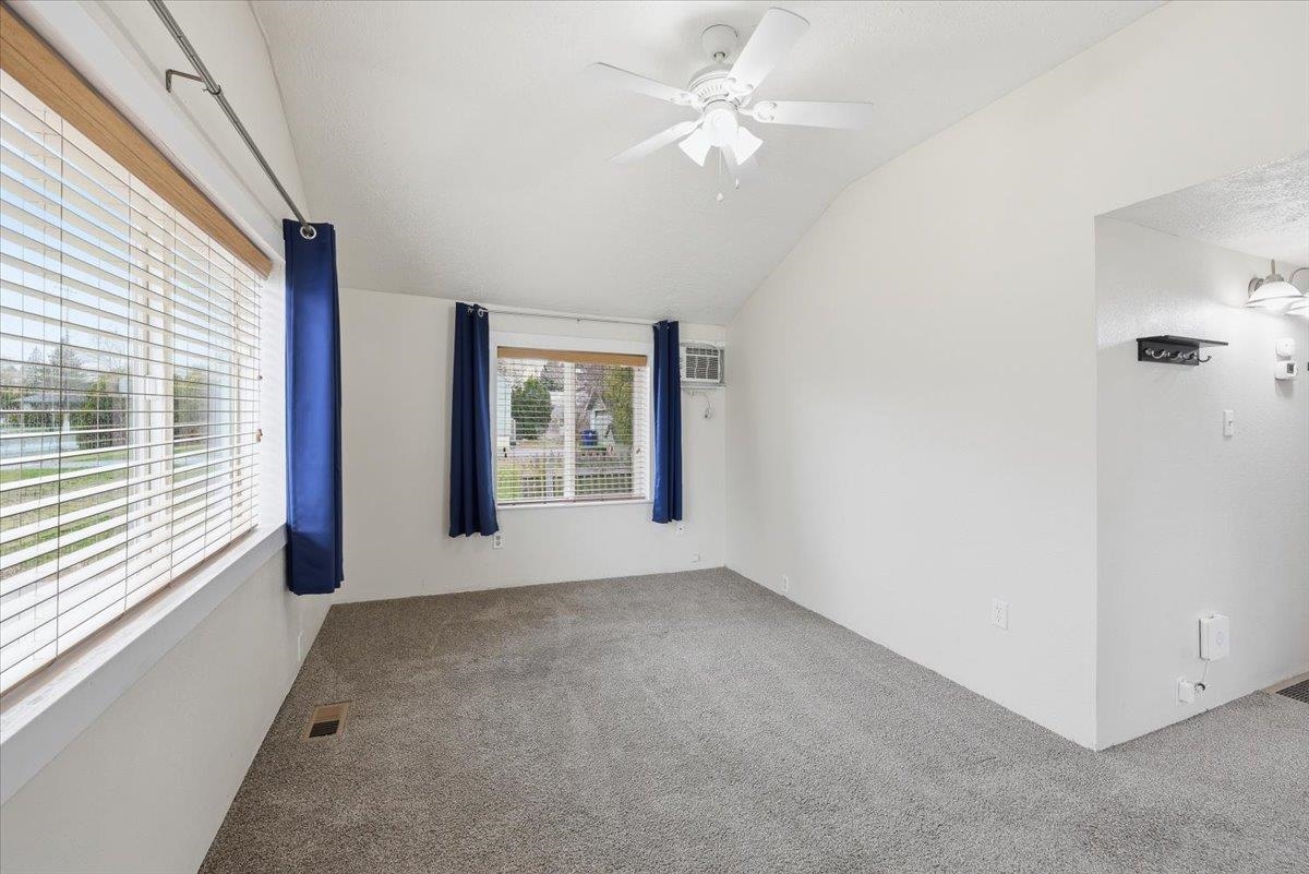 3623 East 28th Avenue Spokane, WA 99223 - Photo 11 of 29