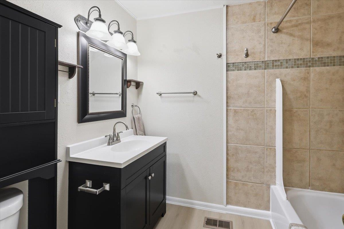 3623 East 28th Avenue Spokane, WA 99223 - Photo 5 of 29