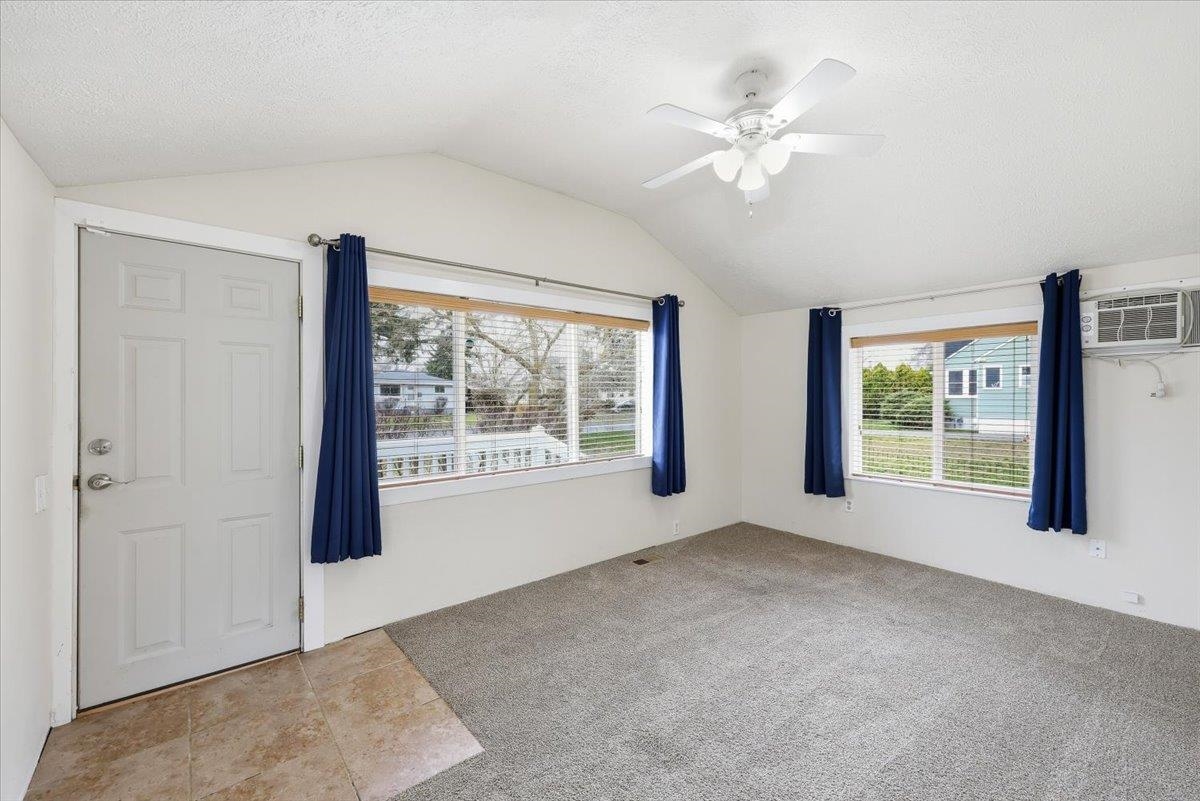 3623 East 28th Avenue Spokane, WA 99223 - Photo 9 of 29