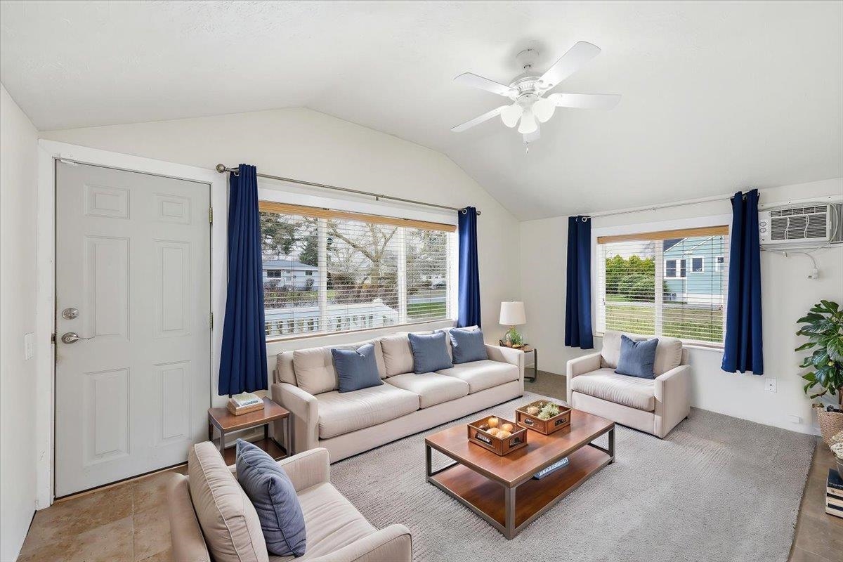 3623 East 28th Avenue Spokane, WA 99223 - Photo 10 of 29