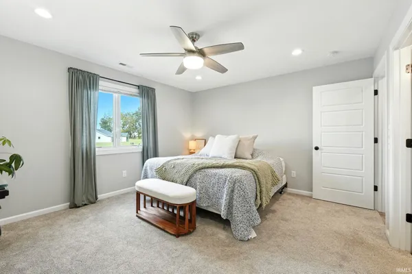 $345,000 | 1136 Herdsman Boulevard, Huntertown, IN 46748