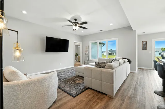 $345,000 | 1136 Herdsman Boulevard, Huntertown, IN 46748