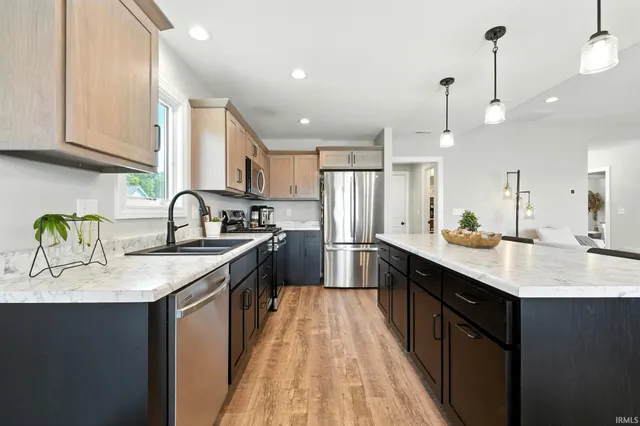 $345,000 | 1136 Herdsman Boulevard, Huntertown, IN 46748