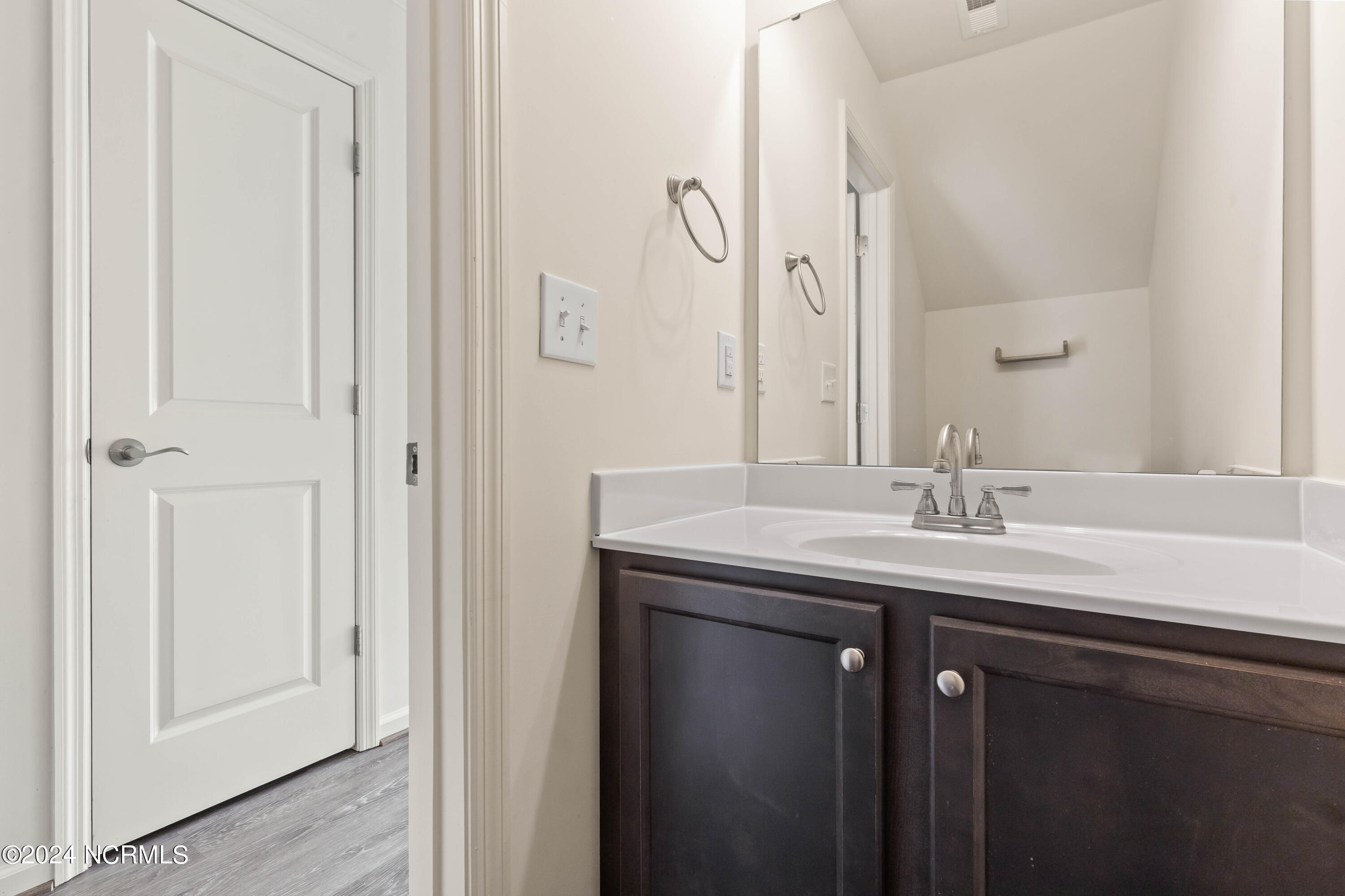 313 Glenellen Loop Road Midway Park, NC 28544 - Photo 11 of 23 11