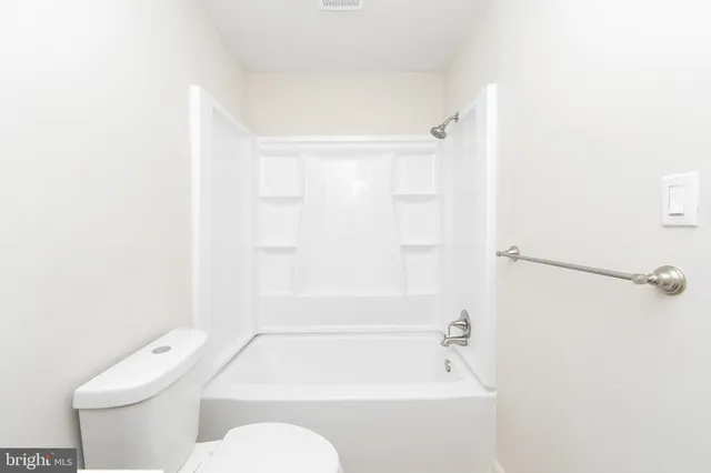 $229,000 | 222 Echelon Road, Voorhees, NJ 08043