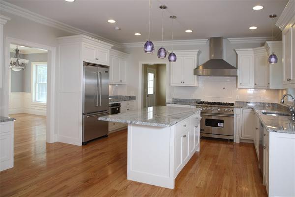 31 Montvale Road Weston, MA 02493 - Photo 3 of 5