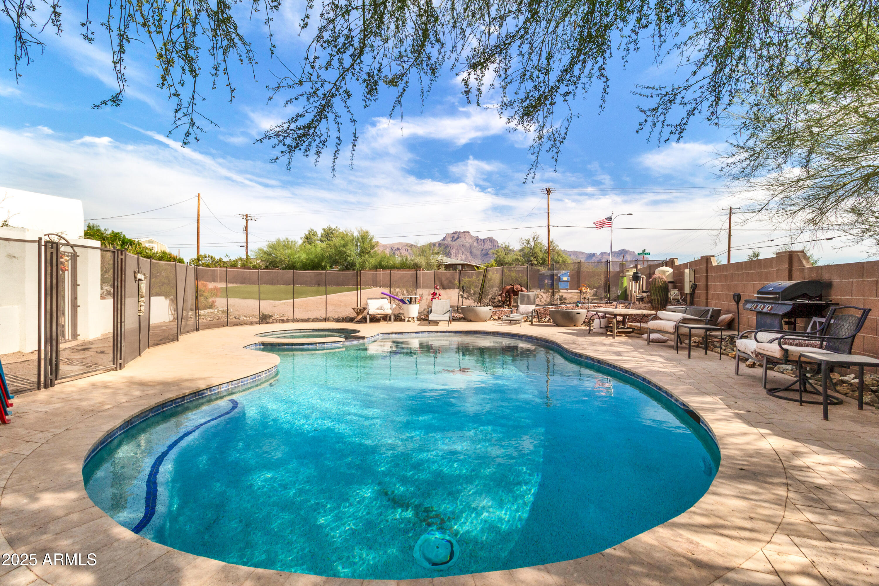 822 North Cortez Road Apache Junction, AZ 85119 - Photo 40 of 54