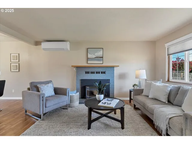 $409,000 | 224 South 24th Street, Philomath, OR 97370