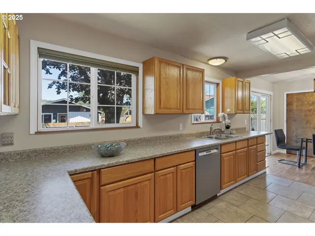 $409,000 | 224 South 24th Street, Philomath, OR 97370