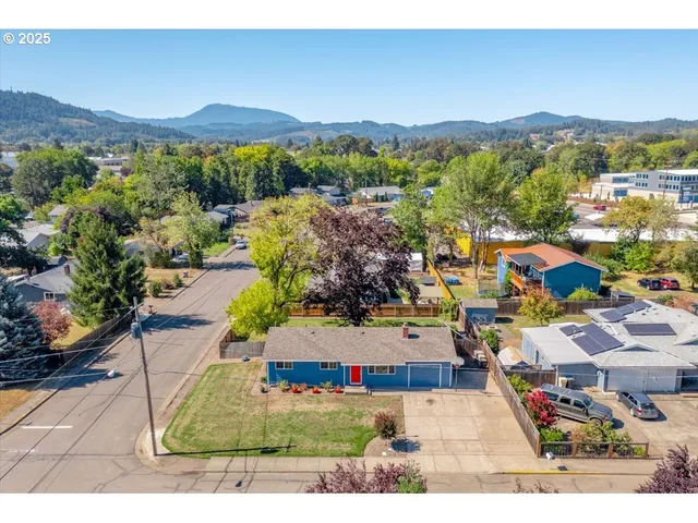 $409,000 | 224 South 24th Street, Philomath, OR 97370