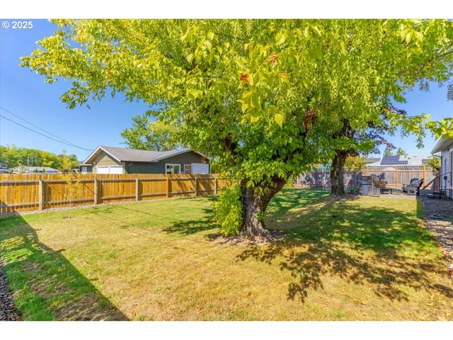 $409,000 | 224 South 24th Street, Philomath, OR 97370