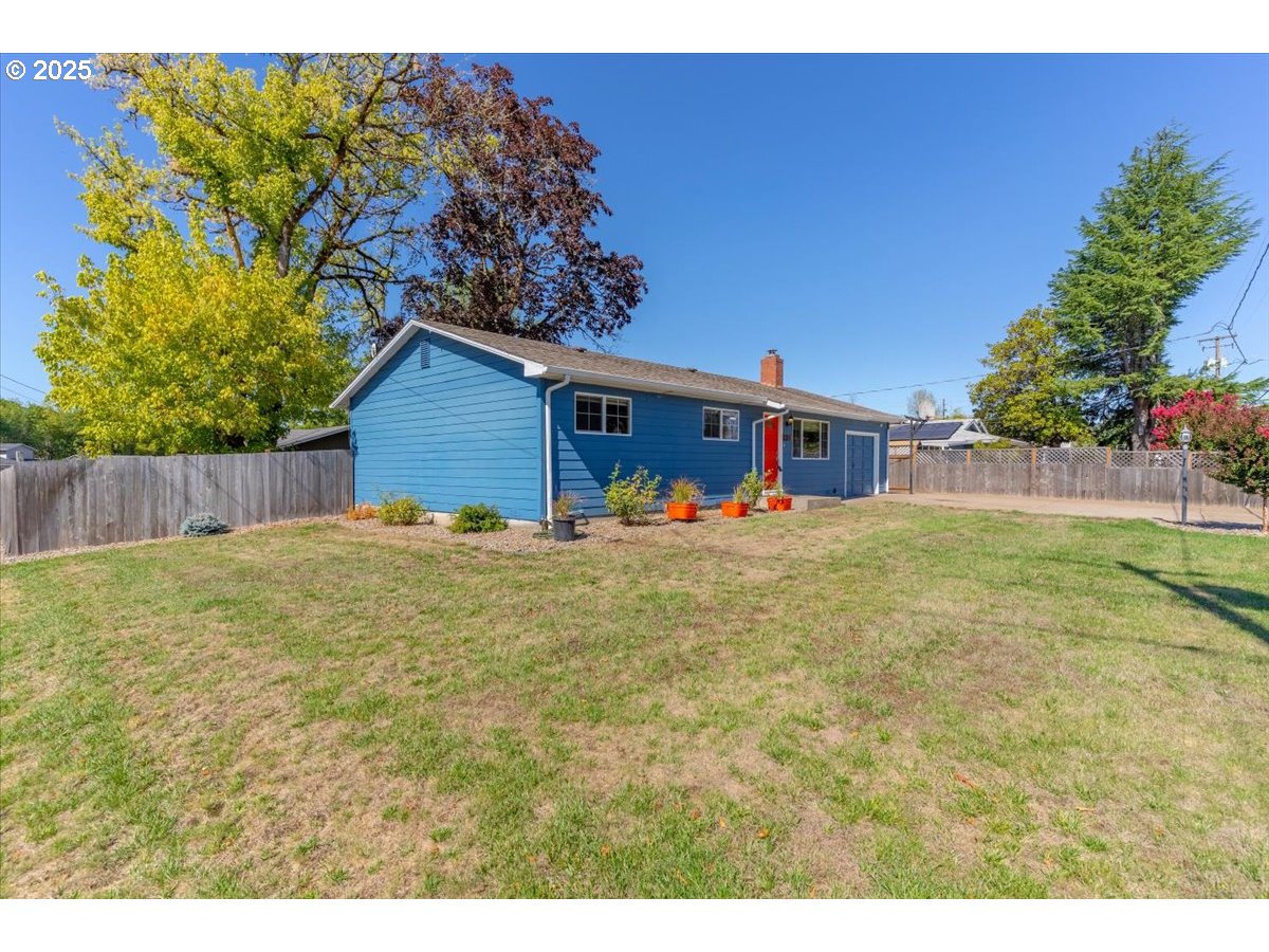 224 South 24th Street Philomath, OR 97370 - Photo 44 of 46 a view of outdoor space and yard