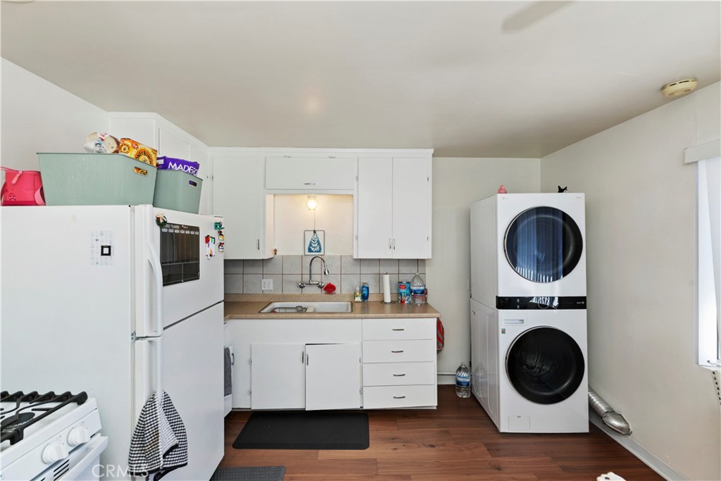 114 Juniper Street Brea, CA 92821 - Photo 12 of 64