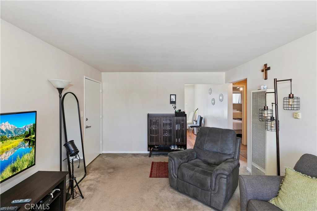 114 Juniper Street Brea, CA 92821 - Photo 10 of 64