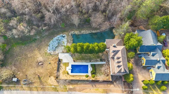 $749,900 | 145 Hope Lane, La Follette, TN 37766