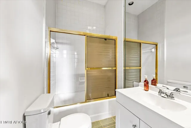 $749,900 | 145 Hope Lane, La Follette, TN 37766